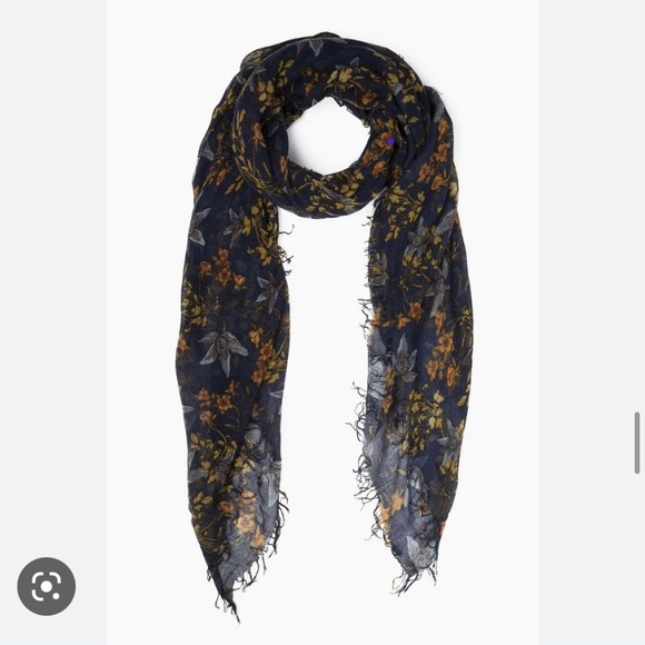 Chan Luu Accessories - Chan Luu Vintage Floral cashmere silk scarf in Outerspace